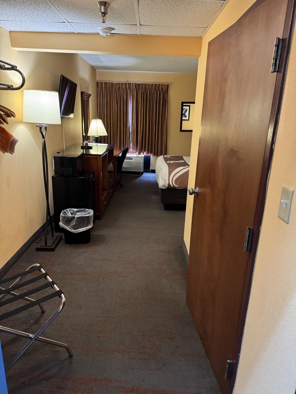 Entrance to Accessible Queen Room