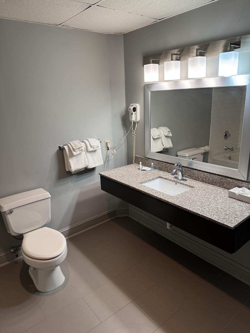 Bathroom vanity